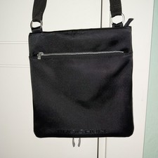 Borsetta a tracolla nera sottile