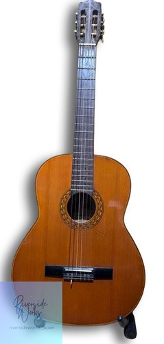 Chitarra classica acustica