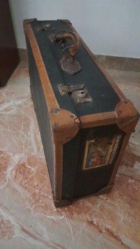 Valigia viaggio cartone - da,