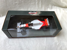 Minichamps '1993 McLaren Ford MP48 F1 CAR' AYRTON SENNA #8 118 NUOVO CON SCATOLA