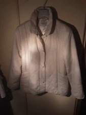 Piumino bianco corto con