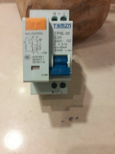 Interruttore magnetotermico - interruttore,