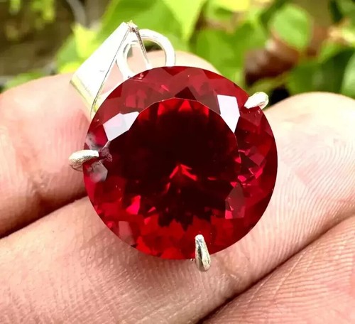 Rubino rosso naturale