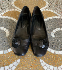 Janet&Janet ballerina “Dora” 37 Made in Italy pelle nera con fiore decorativo