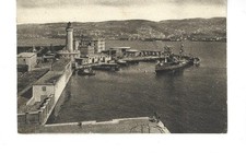 TRIESTE IL PORTO E LA LANTERNA  CARTOLINA FP. VG. 1940