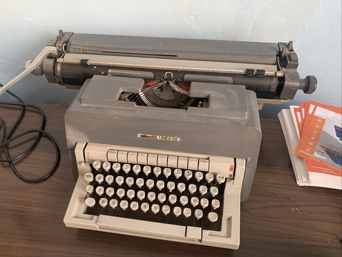 Macchina scrivere olivetti - macchina, da