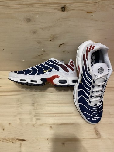 Nike air max plus - x, paris