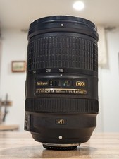 Nikon AF-S DX NIKKOR 18-300 mm