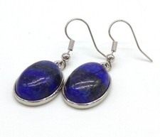 Orecchini con cabochon in