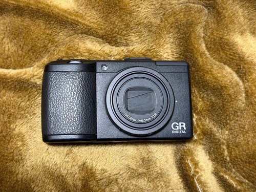 Fotocamera digitale compatta