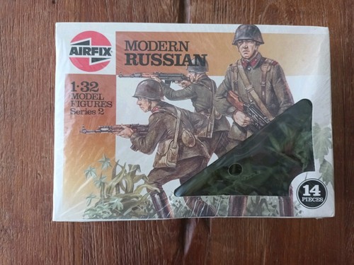 Soldatini airfix russi - 1, 32