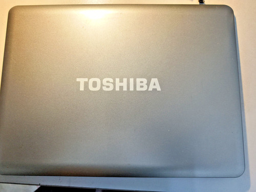 Toshiba satellite a300 - toshiba, cover