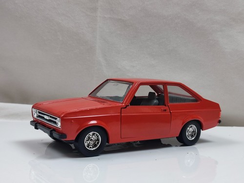 Bburago ford escort 1100 - escort,