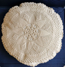 Cuscino VINTAGE lavorato a mano all'uncinetto - Diametro cm 36 - (2)