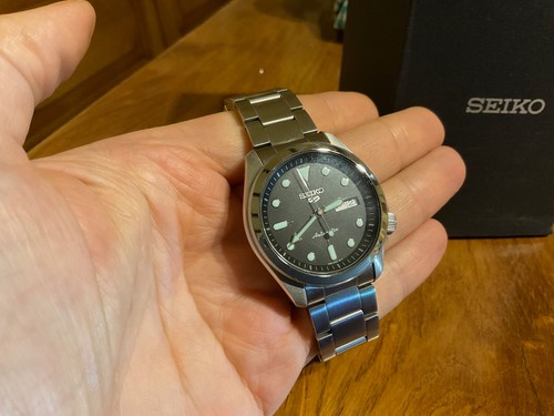 Seiko sports srpe55k1 - 5,