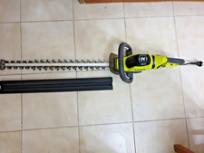TAGLIASIEPI  ELETTRICO 600W LAMA 60 CM. MAX TAGLIO 28 MM. RYOBI RHT6160RS