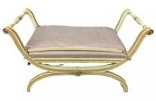 Antico sgabello panchetta in legno lacca giallo crema del XX secolo