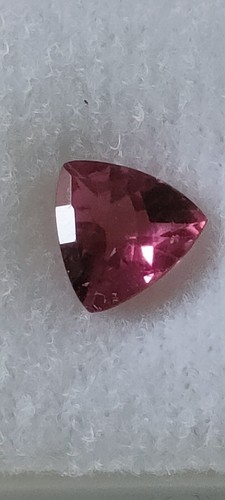 Tormalina rosa - tormalina,