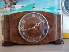 Antico orologio camino