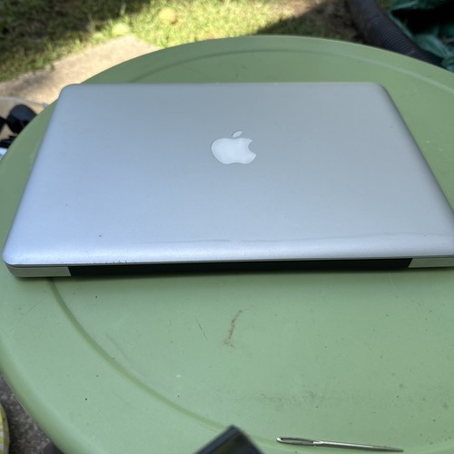 Apple macbook a1181 - 13", (2008)