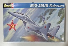 Vintage 1989 Revell 1/72