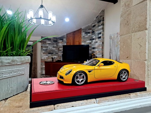 Alfa romeo 8c - alfa,