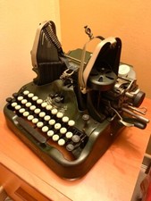 Macchina da scrivere OLIVER