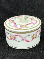 Scatola con coperchio in porcellana con bellissimo dipinto - Richard Ginori - Italia