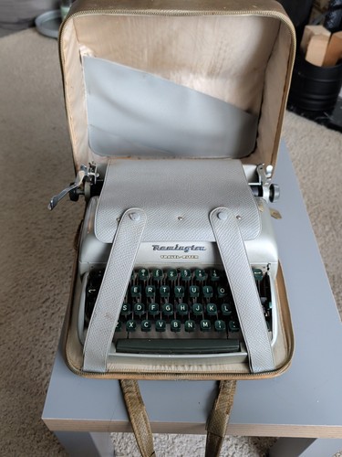Remington travel riter - remington, deluxe