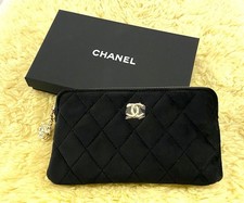 CHANEL Pochette cosmetica
