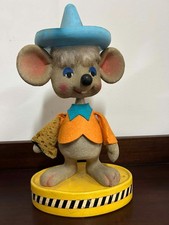 Vecchio pupazzo pubblicitario