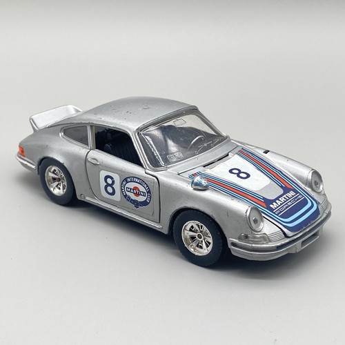 Iconic martini porsche 911 - iconic,