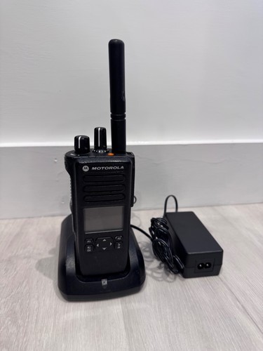 Motorola dp4600e uhf radio - uhf,