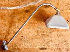 Lampada muro con braccio da interni casa librerie negozio vetrine esposizione 