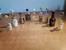 Lotto 9 Mignon liquori alcolici vintage da collezione miniature mini, bottles