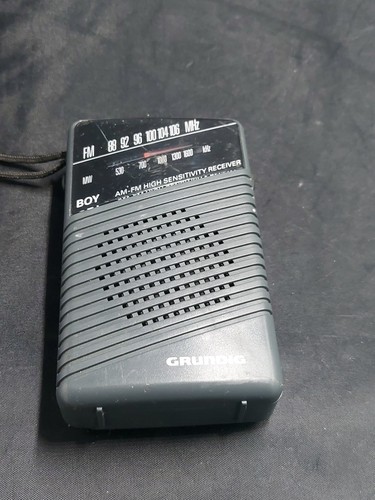 Vintage grundig boy radio - vintage,