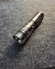 RARA torcia LED Sunwayman M25C