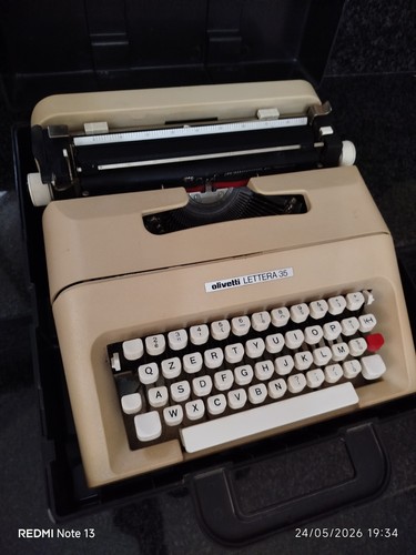 Macchina scrivere vintage - scrivere,