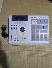 Akai MPC2000XL Red Limited