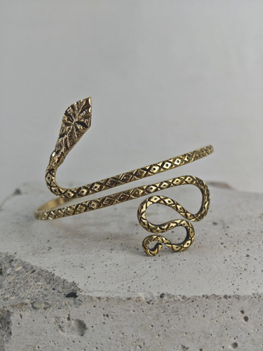 Bracciale superiore regolabile