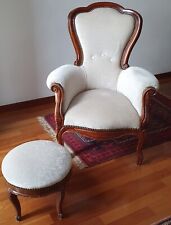 Poltrona Luigi Filippo in legno e velluto