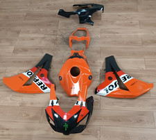 CARENE REPSOL VETRORESINA HONDA  CBR 1000 RR FIREBLADE 2008-2011 (leggere bene)