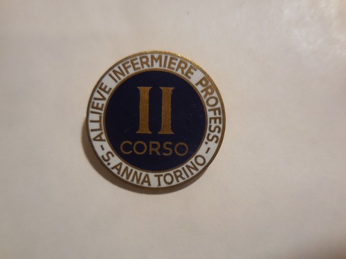 Distintivo scuola infermieri - distintivo,