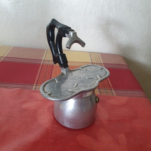 Vecchia macchina caffe - vecchia, caffe'