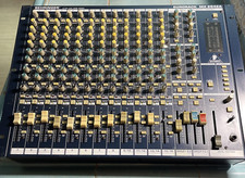 Behringer Eurorack MX 2642