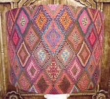 Lampada effetto tessuto etnico