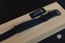 20 mm Cinturino militare artigianale pelle nera MTstraps Leather Strap Band