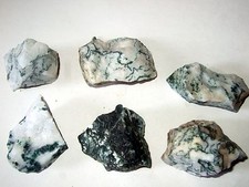 Minerali grezzi - -,