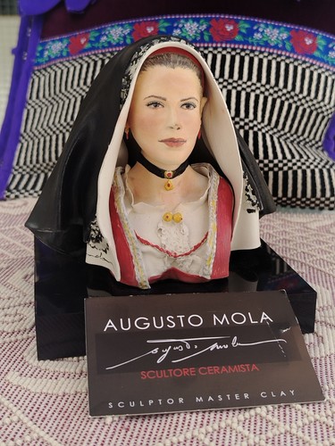 Busto donna sarda mola - donna,