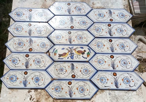 Piastrelle ceramica di - piastrelle, in